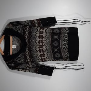 NWOT  De Colores black tribal sweater SZ S